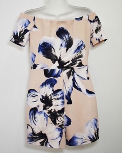Jumpsuit corto Charlote Russe - comprar en línea
