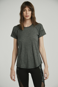 REMERA EVASE