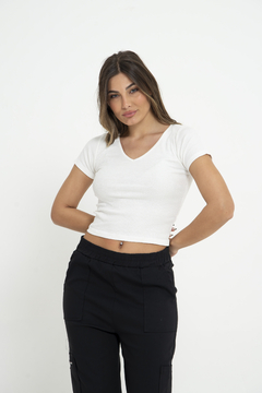 REMERA LYSA V - comprar online