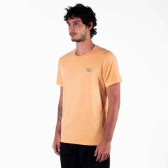 Camiseta m/c Va Pigment Rvca - laranja - comprar online