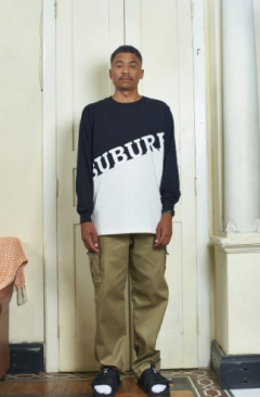 Camiseta Longsleeve Big Logo Og Suburb - ALTAS ONDAS SURF E STREET