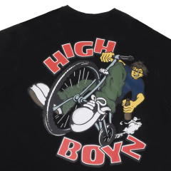 Camiseta Tee Wheelie Black HIGH - ALTAS ONDAS SURF E STREET