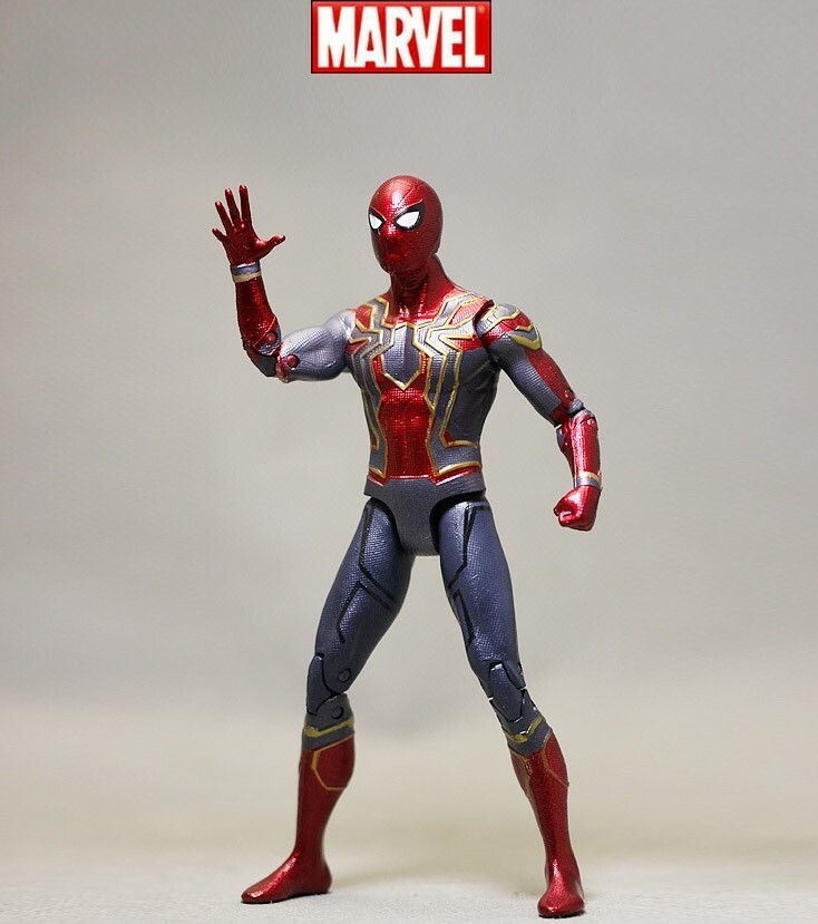 Action Figure Homem Aranha Iron Spider Marvel Articulado