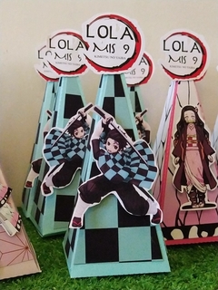 CAJITA CONO PIRAMIDE DEMON SLAYER - tienda online