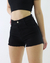 Short Milan Sonne en internet