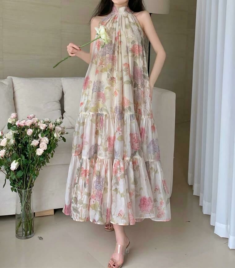 Vestido floral,longo e super deslumbrante para arrasar nos finais