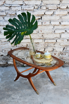 Mesa oval, Mid Century , Americana tapa de vidrio. Cód. 18035