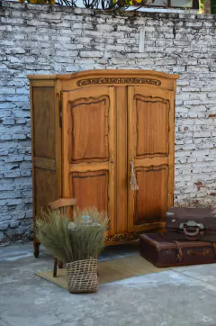 Ropero Provenzal de 2 puertas. Cód.44034