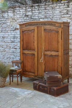 Ropero Provenzal de 2 puertas. Cód.44034 - comprar online