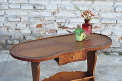 Mesa accesoria, estilo inglés Sheraton, riñón de madera de caoba. Cód. 16052 - comprar online