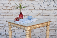 Mesa de sala Luis XVI, doble plano, patinada. Cód 19005 - Estilos Muebles