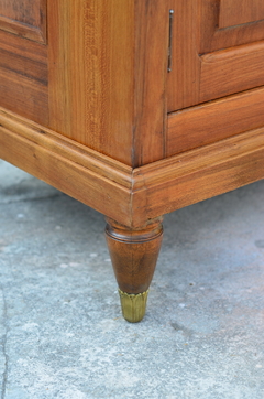 Gabinete inglés de cedro con tapa de mármol. Cód.28051 - Estilos Muebles