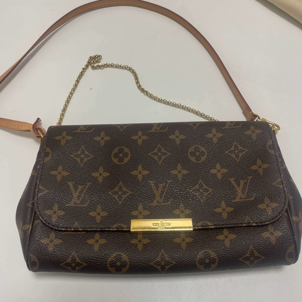 Bolsa Louis Vuitton Favorite MM Monograma