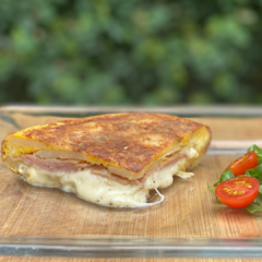 Jamón y Queso