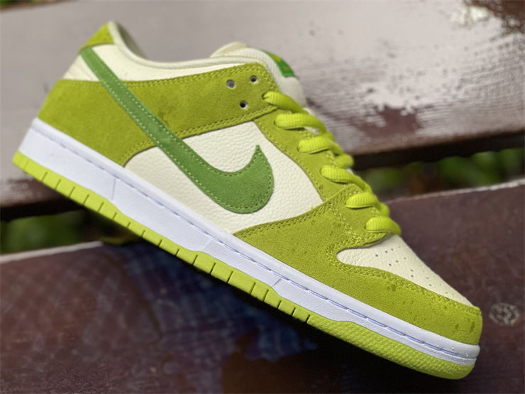 nike sb apple