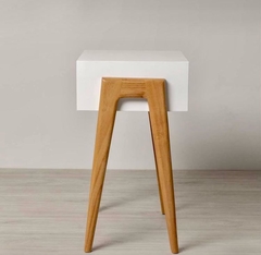 Mesa de noche Thora en internet