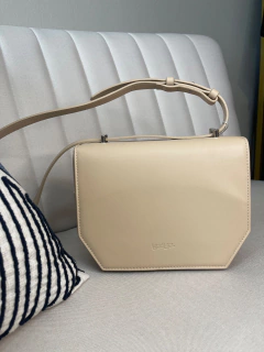 Bolsa Lez a Lez Estruturada