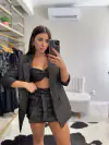Short Saia Lorena na internet