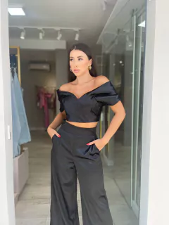Conjunto Cropped + Calça