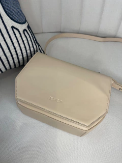 Bolsa Lez a Lez Estruturada na internet