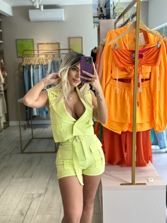 COLETE CREPE AMARELO NEON - loja online
