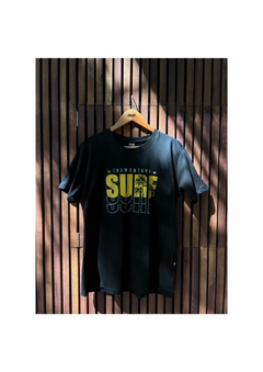 Remera manga corta SURF