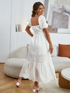 Imagem do Vestido branco rendado