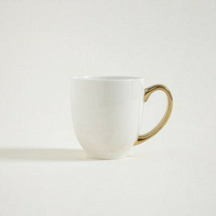 Taza blanca con dorado