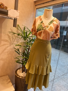 Blusa Malha Decote V na internet