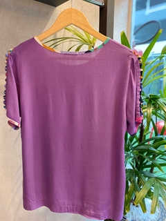 Blusa Lisa Tiras Manga Lavanda - Fino Look