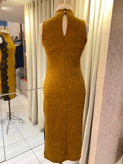 Vestido Canelado Renda Mostarda