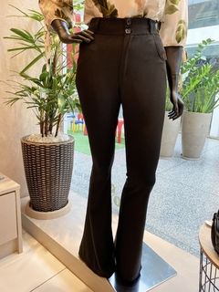 Calça Crepe Flare Preta