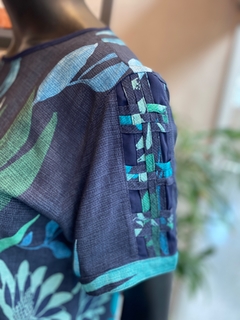 Blusa Estampada Trançado Manga - comprar online