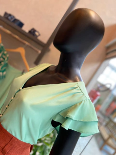 Blusa Lisa Botões Verde - comprar online