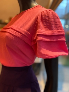Blusa Lisa Pregas
