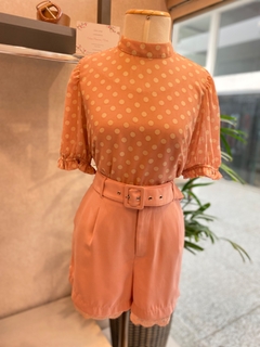 Blusa Poá Gola Alta na internet