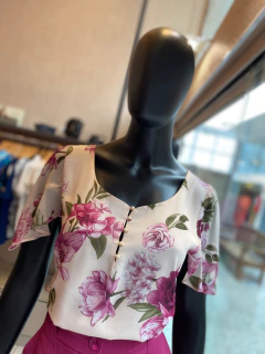 Blusa Floral Botões - Fino Look