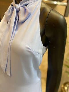 Blusa Crepe Azul Claro na internet