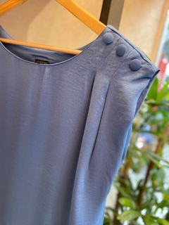 Blusa Botão Azul