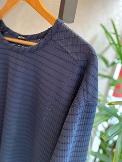 Blusa Malha Laise na internet