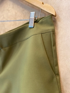 Short Alfaiataria Crepe Verde na internet