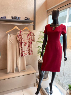 Vestido Crepe Vinho