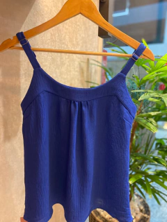 Blusa Alça Crepe Azul na internet
