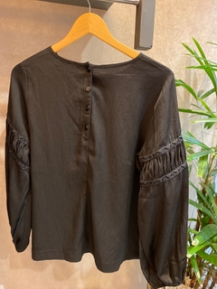 Blusa Lisa Renda Manga - comprar online