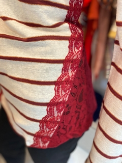 Blusa Listrada Mg Longa Vermelha - comprar online