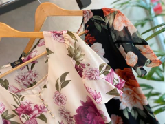 Blusa Floral Botões