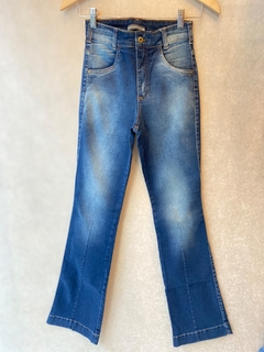 Calça Flare Jeans