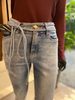 Calça Capri Jeans com cordão - comprar online