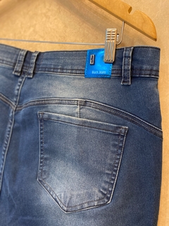 Calça Cigarrete Jeans Plus na internet