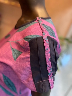 Blusa Estampada Lilás na internet